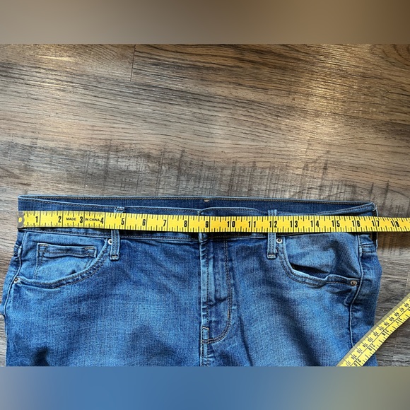 Old Navy jeans - Picture 3 of 5